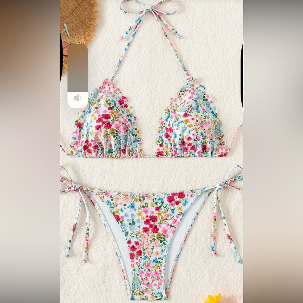 NEW 2 pc bathing suit SZ M triangle top with bottoms that tie on the side